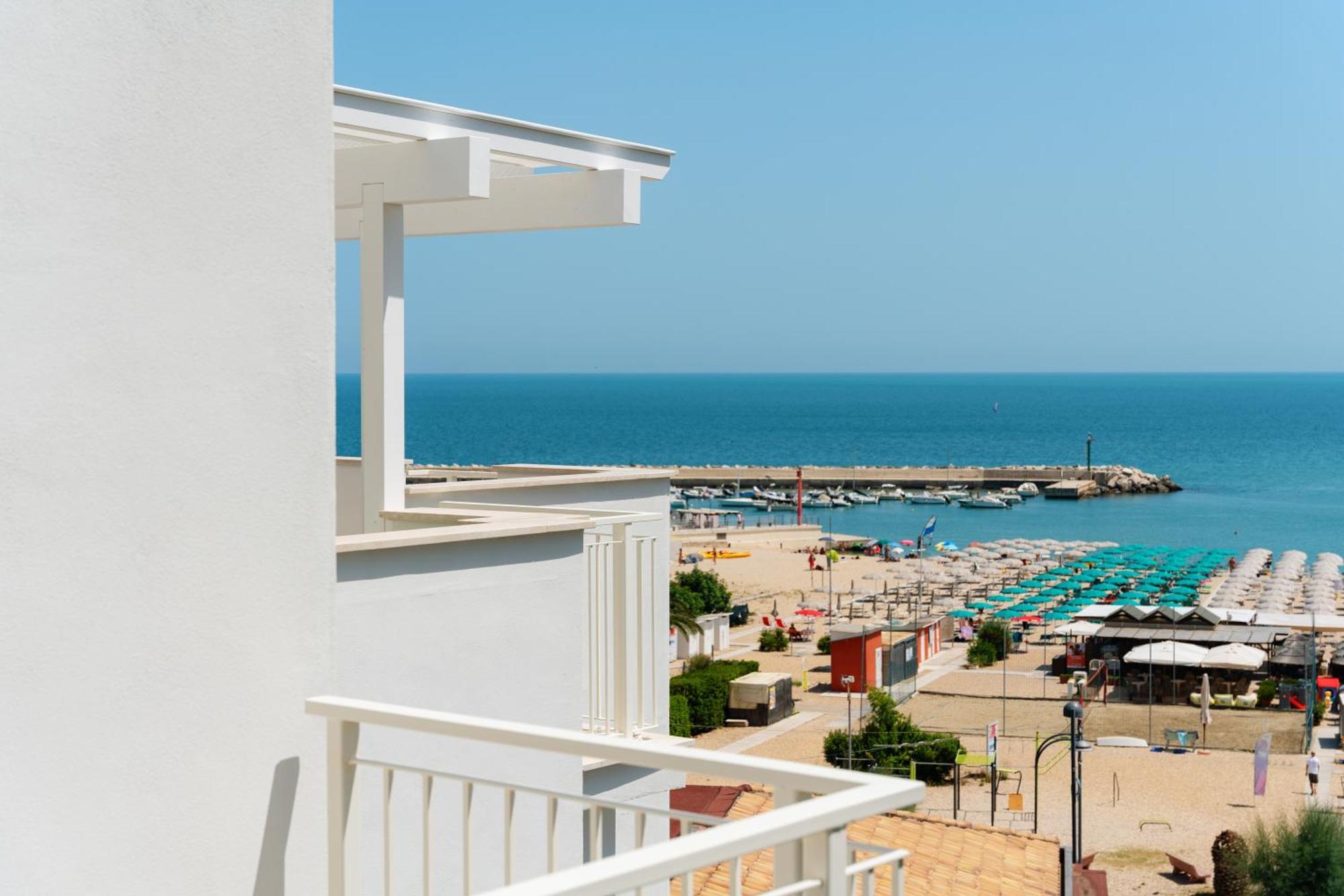 View Place & Spa Numana Esterno foto